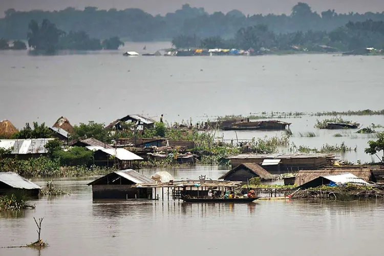 ৰাজ্যত ভয়ংকৰ বানত ২৪ ঘণ্টাত পুনৰ ১২ জনৰ মৃত্যু