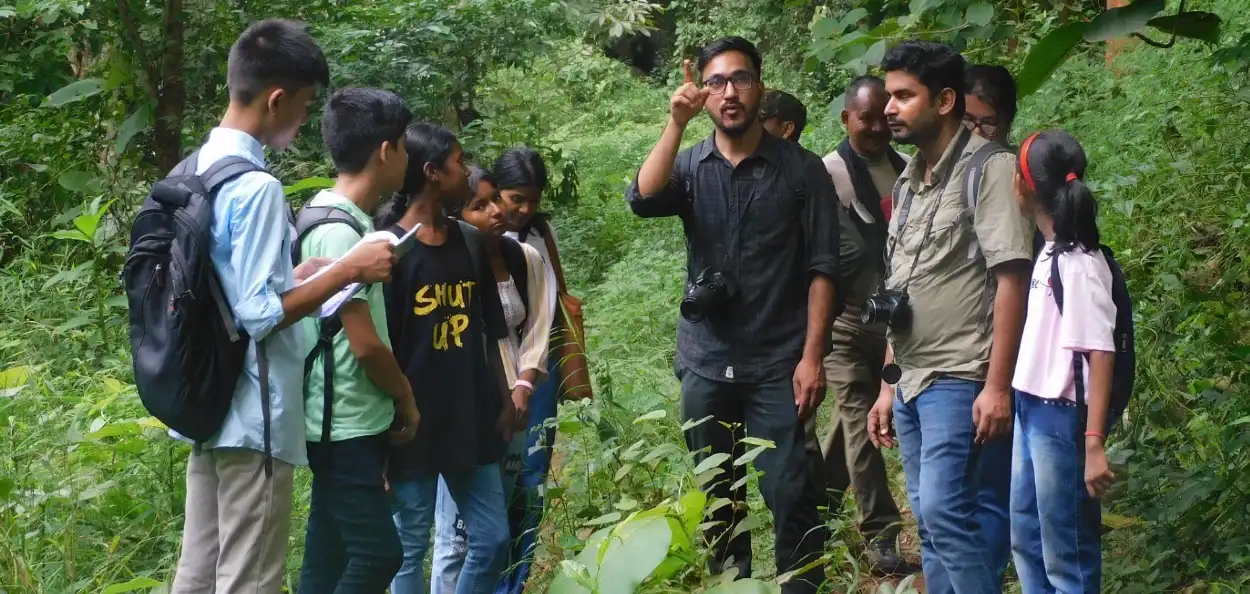 প্ৰকৃতি শিক্ষাৰ মুহূৰ্তত