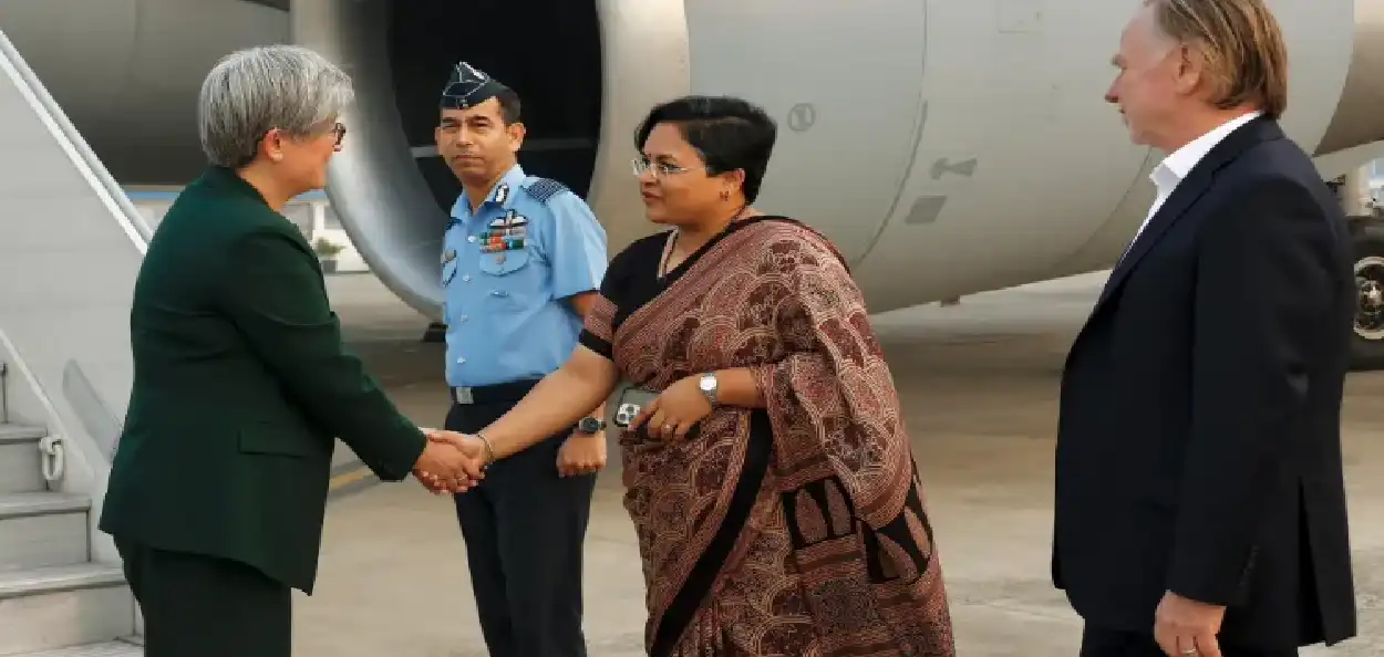  ভাৰতত উপস্থিত অষ্ট্ৰেলিয়াৰ বৈদেশিক মন্ত্ৰী পেনি ৱাং 