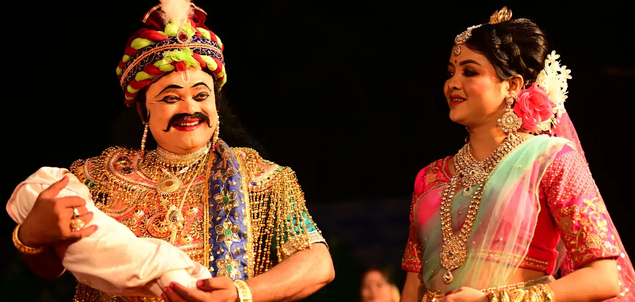 নন্দ-যশোদাৰ ৰূপত আমিৰ খান-জোনমনি বেগম