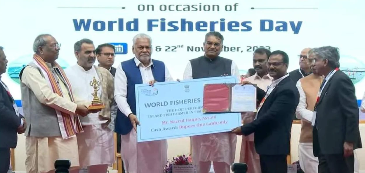  কৰিমগঞ্জৰ মীনপালক নজৰুল হকে লাভ কৰিলে ৰাষ্ট্ৰীয় পৰ্যায়ৰ বঁটা 