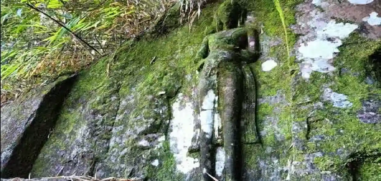 প্ৰাচীন হিন্দু আৰু বৌদ্ধ ভাস্কৰ্য্য উদ্ধাৰ  