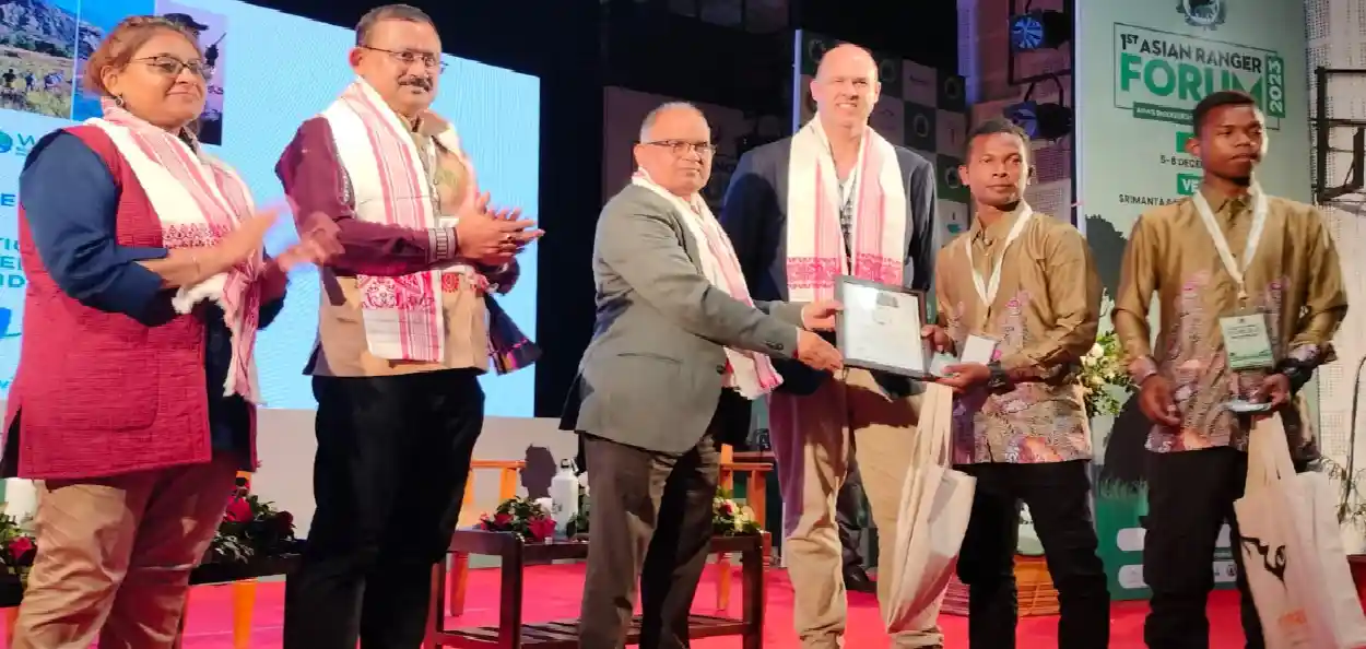 প্রথম এছিয়ান ৰেঞ্জাৰ ফ'ৰামৰ সামৰণি অনুষ্ঠান