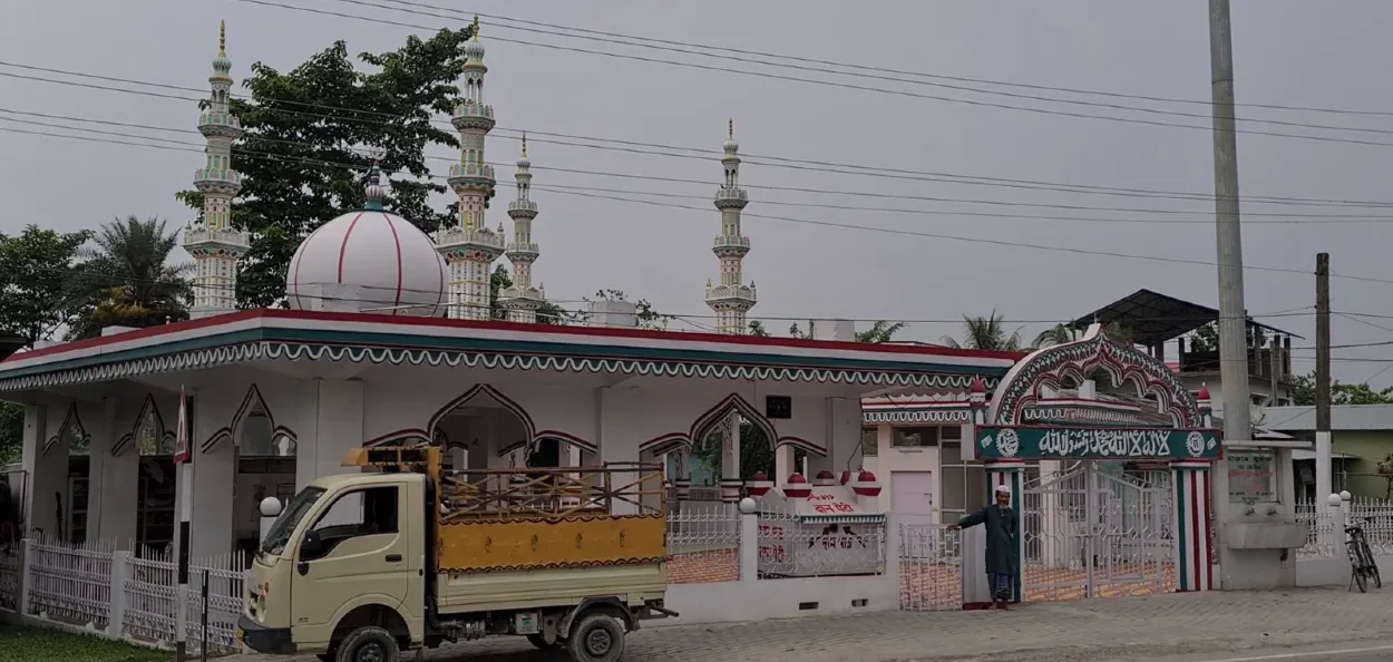 বগা বাবাৰ মাঝাৰ 