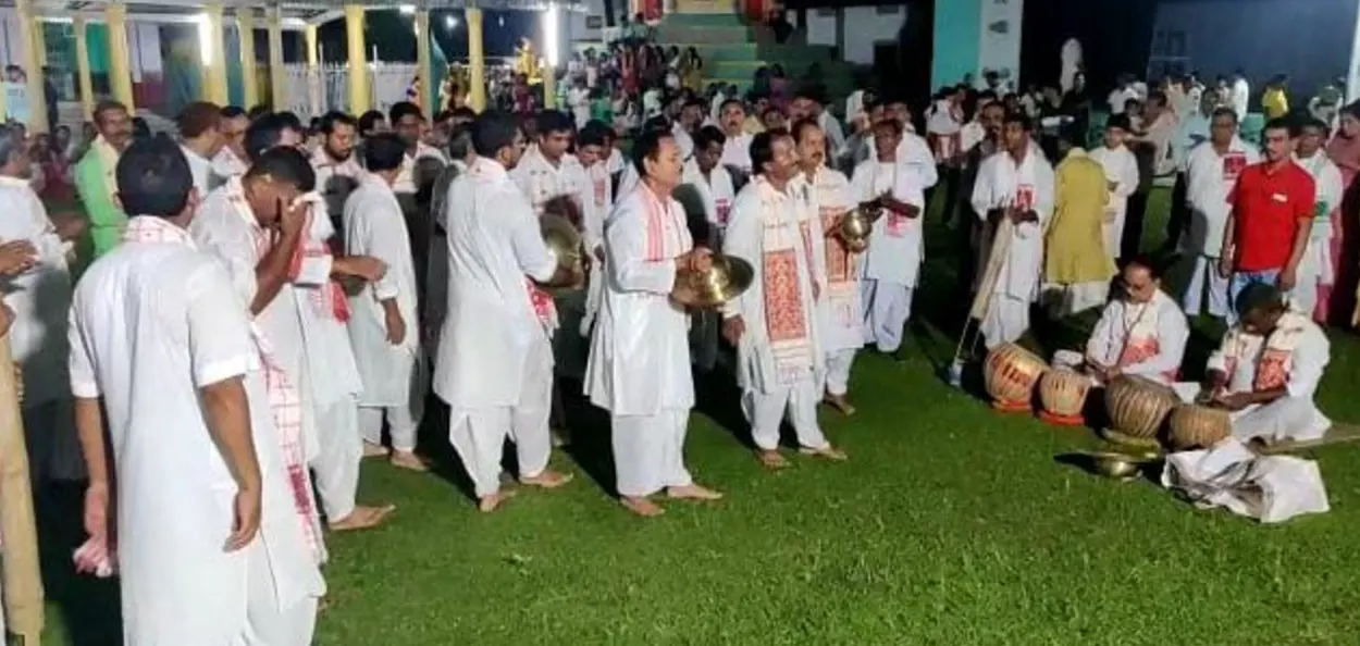 বৰপেটা সত্ৰত উদযাপন কৰা বহাগৰ দোমাহীৰ এটা মুহূৰ্ত