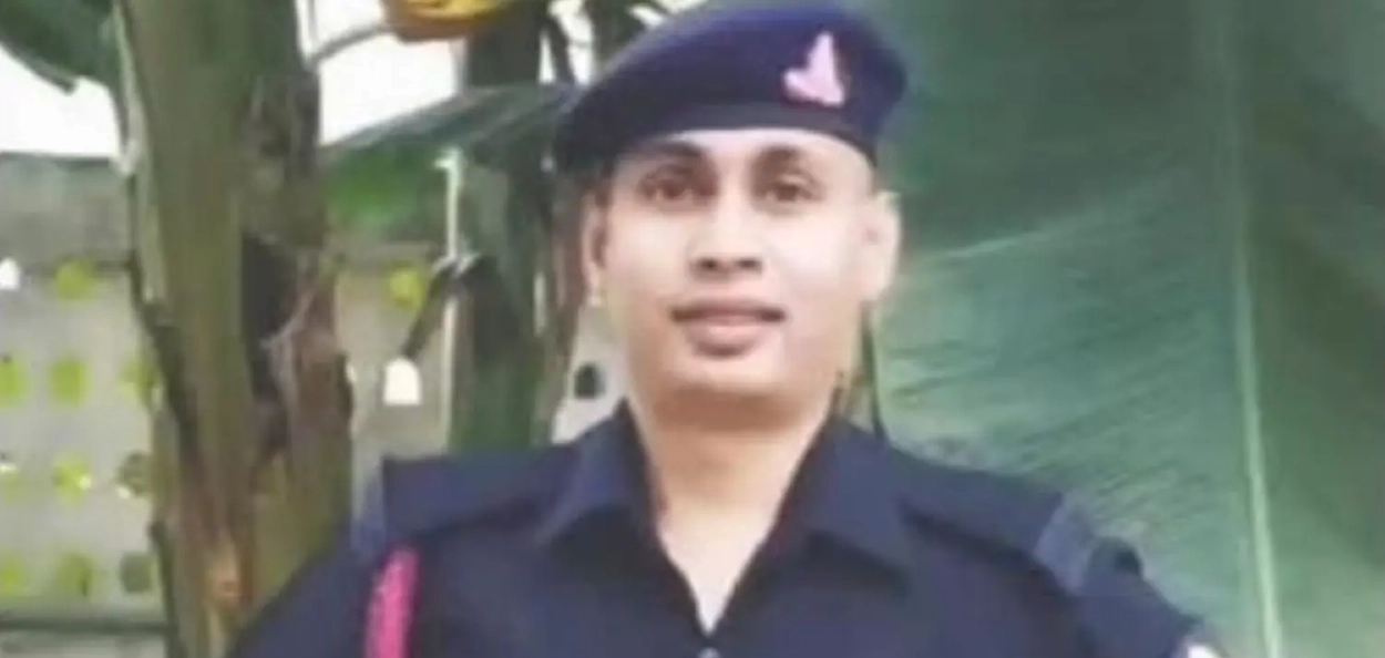 শ্বহীদ দীনেশ কুমাৰ