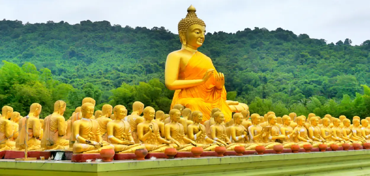 বুদ্ধ পূৰ্ণিমাৰ প্ৰতিনিধিত্বমূলক ফটো