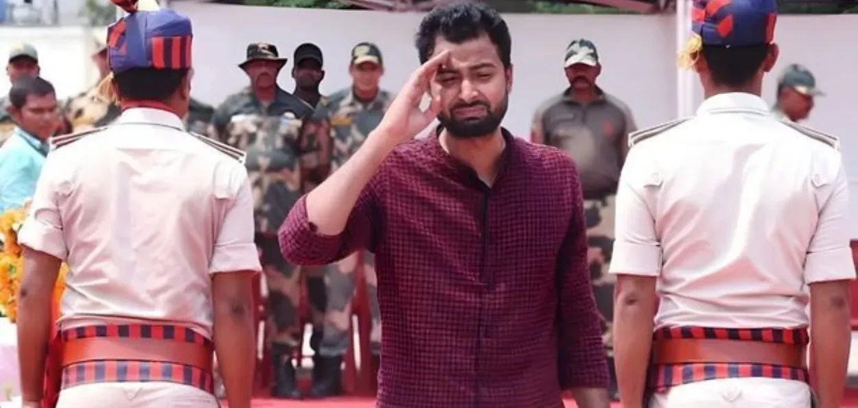 শ্বহীদ পিতৃক শেষ বিদায় পুত্ৰ ইমদাদৰ
