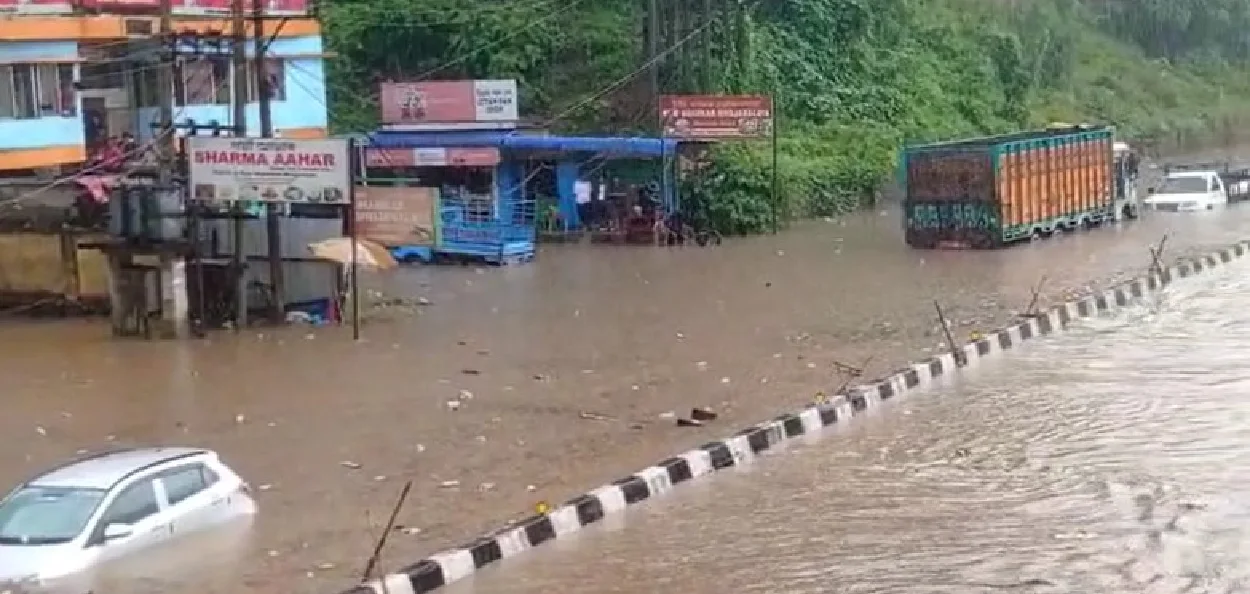 জোৰাবাটত বানপানী