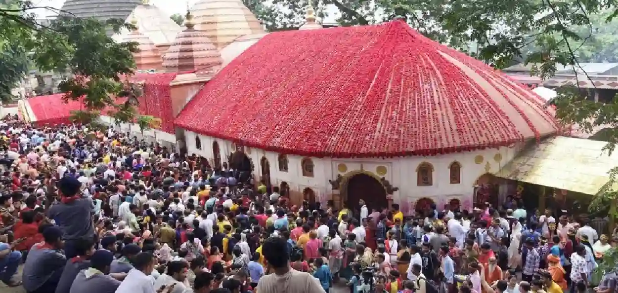 মা কামাখ্যা মন্দিৰ