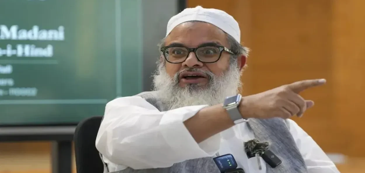 জমিয়ত-ই-উলেমা-ই-হিন্দৰ সভাপতি মৌলানা মাহমুহ আৰ্ছাদ মাদানী
