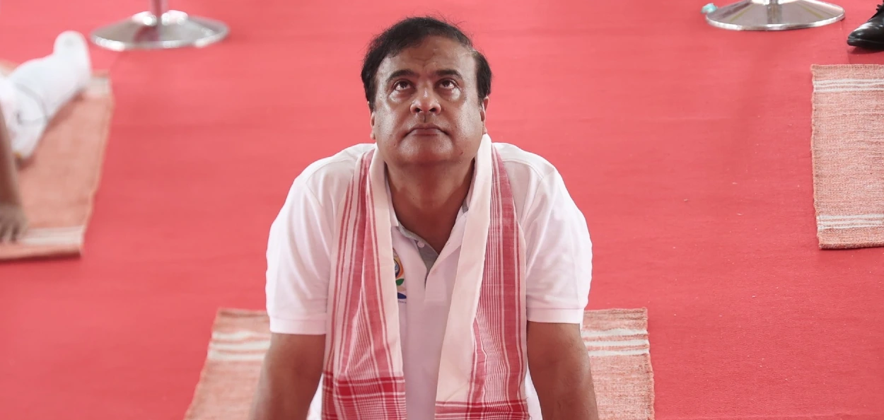 মুখ্যমন্ত্ৰী হিমন্ত বিশ্ব শৰ্মা 