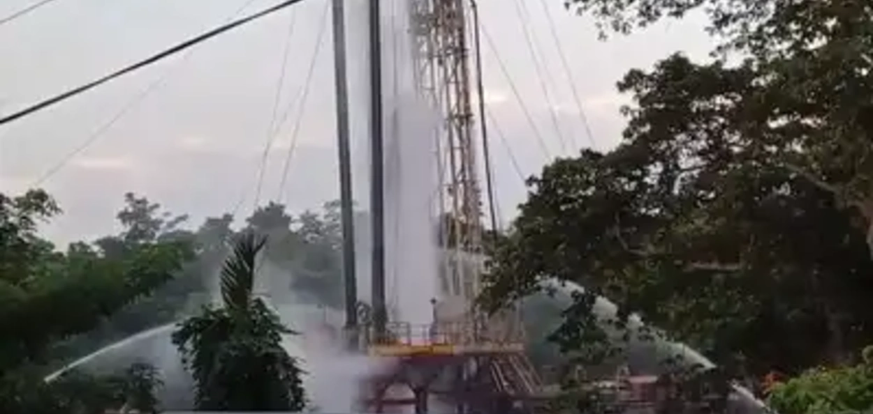 নিয়ন্ত্ৰণলৈ আহিছে গেছ নিৰ্গমন