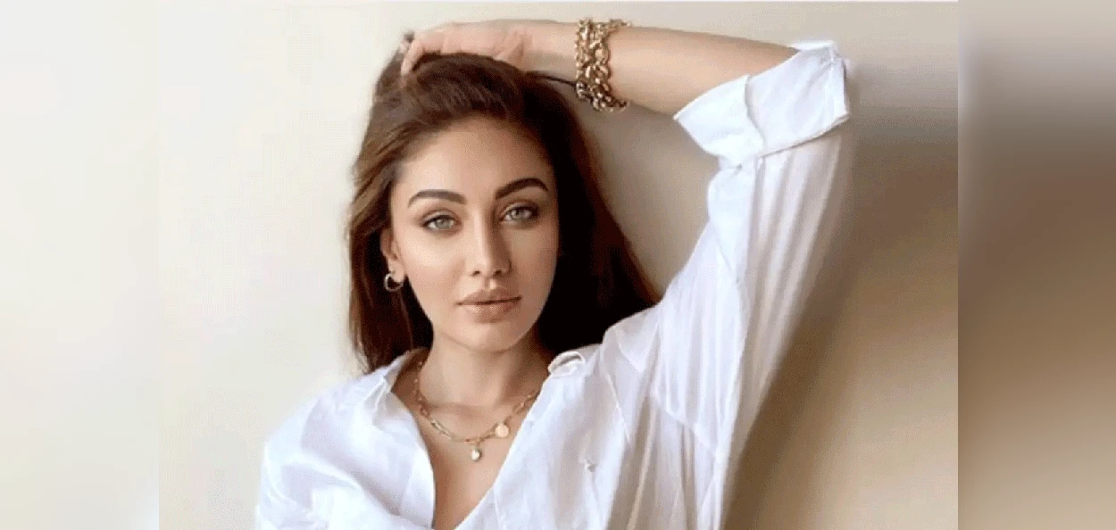 'কাঁটা লগা' গাৰ্ল খ্যাত অভিনেত্ৰী শ্বেফালী জাৰিৱালা