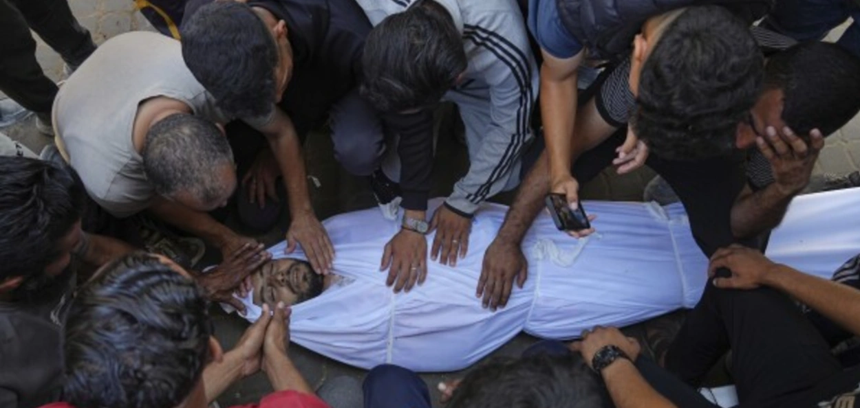 গাজাত ইজৰাইলৰ আক্ৰমণত প্ৰায় ৭২ জন লোকৰ মৃত্যু