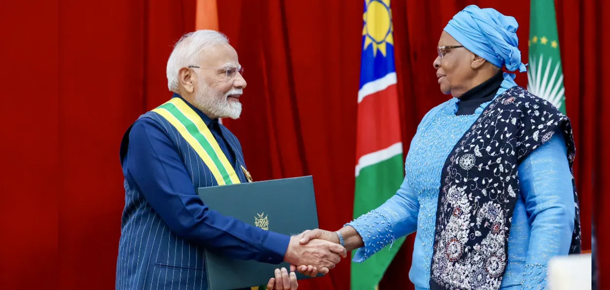 প্ৰধানমন্ত্ৰী মোদীক নামিবিয়াৰ সৰ্বোচ্চ অসামৰিক সন্মান নামিবিয়াৰ ৰাষ্ট্ৰপতিৰ 