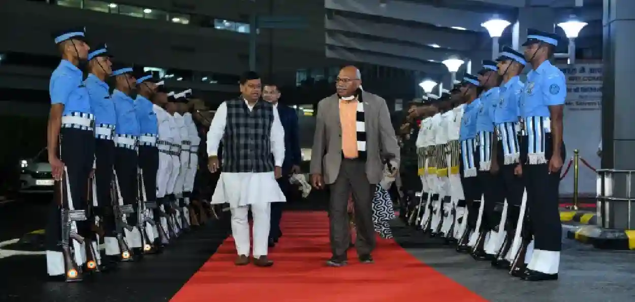 ভাৰতত উপস্থিত ফিজিৰ প্ৰধানমন্ত্ৰী ছিটিভেনি ৰাবুকা