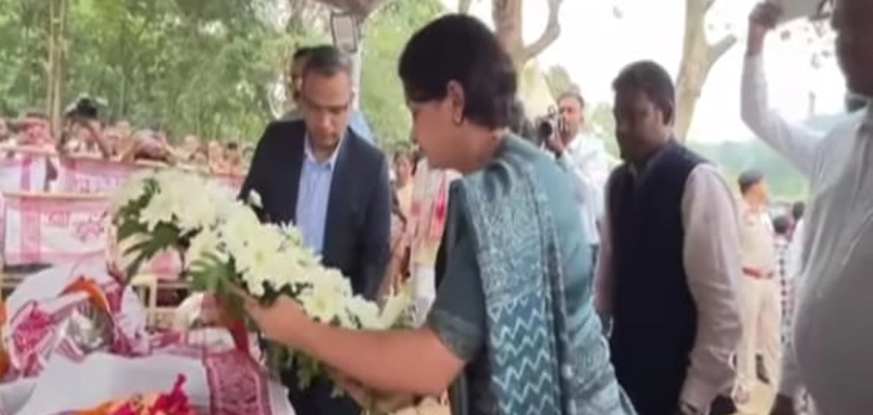 জুবিন ক্ষেত্ৰত উপস্থিত বাংলাদেশৰ উপ বৈদেশিক সচিব প্ৰীতি ৰহমান