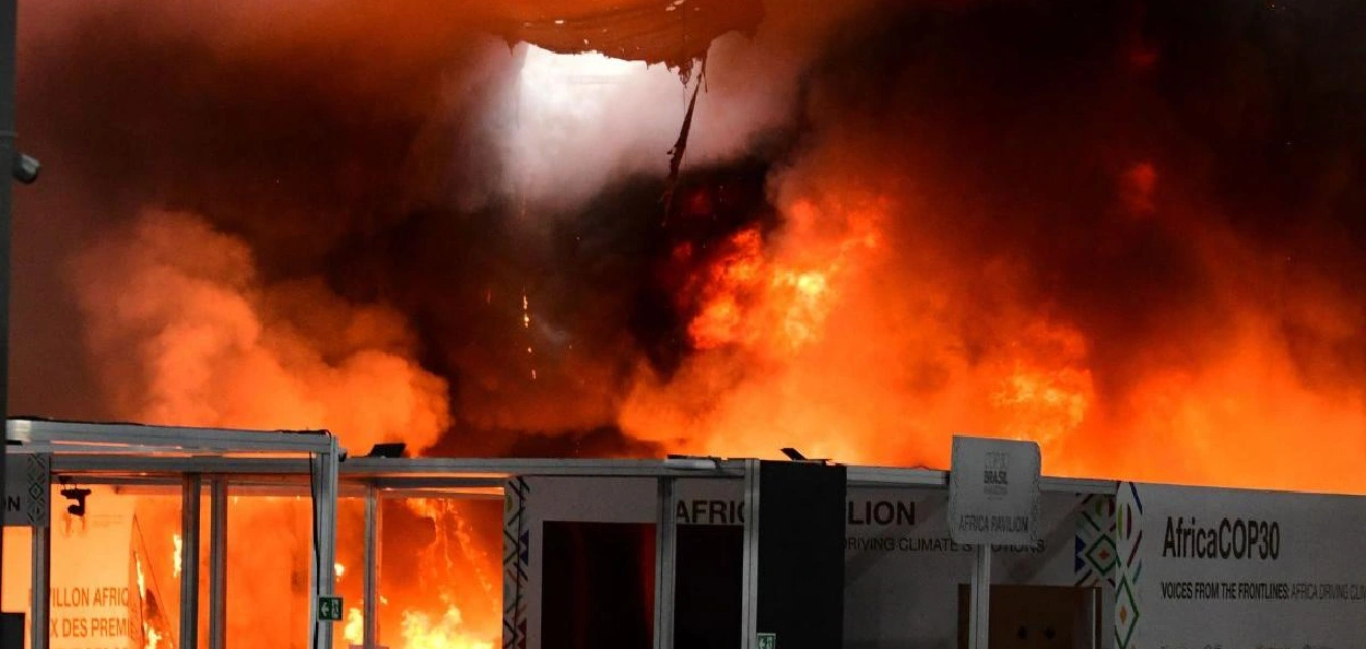 ব্ৰাজিলত ৰাষ্ট্ৰসংঘৰ পৰিবেশ সন্মিলনৰ মূল মণ্ডপত অগ্নিকাণ্ড