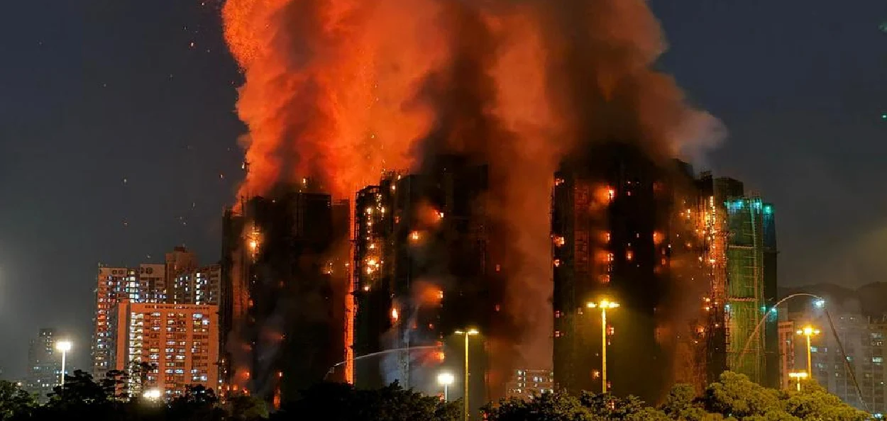 হংকঙত বিধ্বংসী অগ্নিকাণ্ড