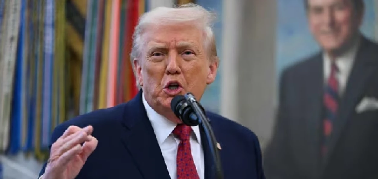 আমেৰিকাৰ ৰাষ্ট্ৰপতি ড’নাল্ড ট্ৰাম্প