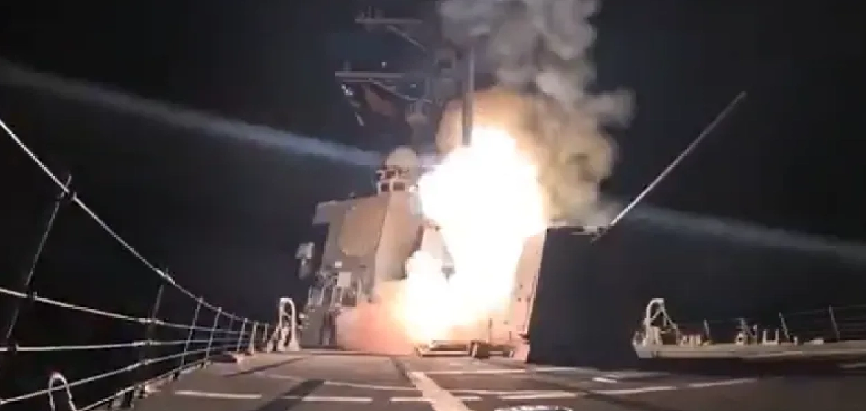 উত্তৰ-পশ্চিম নাইজেৰিয়াত সন্ত্ৰাসবাদীৰ বিৰুদ্ধে আমেৰিকাৰ ভয়ংকৰ এয়াৰ ষ্ট্ৰাইক