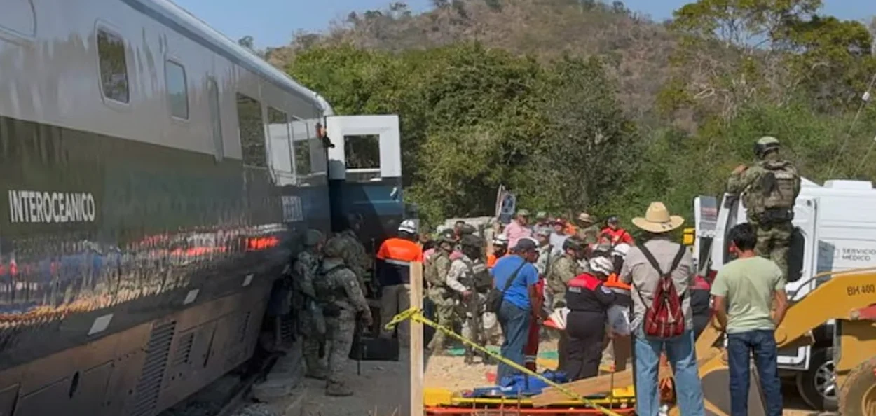দক্ষিণ মেক্সিকোত ভয়ংকৰ ৰে’ল দুৰ্ঘটনা, কমেও ১৩ জন লোকৰ মৃত্যু