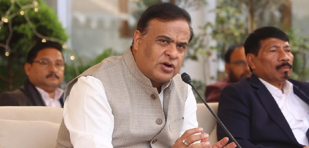 ইংৰাজী নৱবৰ্ষ উপলক্ষে আয়োজন কৰা ‘নতুন দিনাৰ আলাপ’ত মুখ্যমন্ত্ৰী হিমন্ত বিশ্ব শৰ্মা