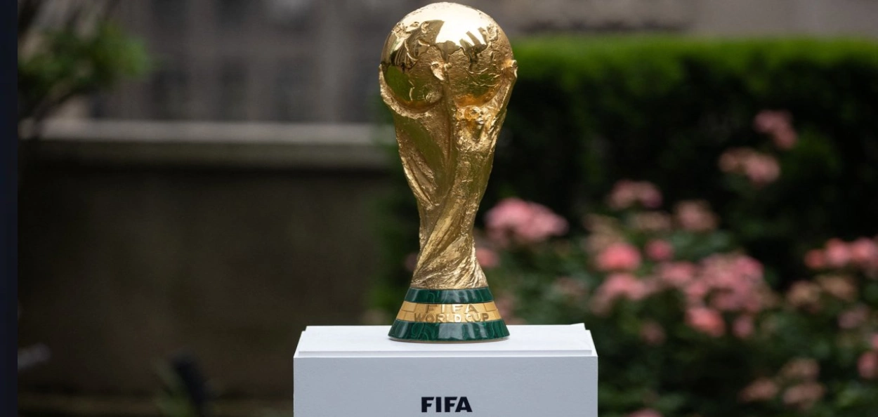 অসমলৈ আহিব ফিফা বিশ্বকাপৰ ট্ৰফী