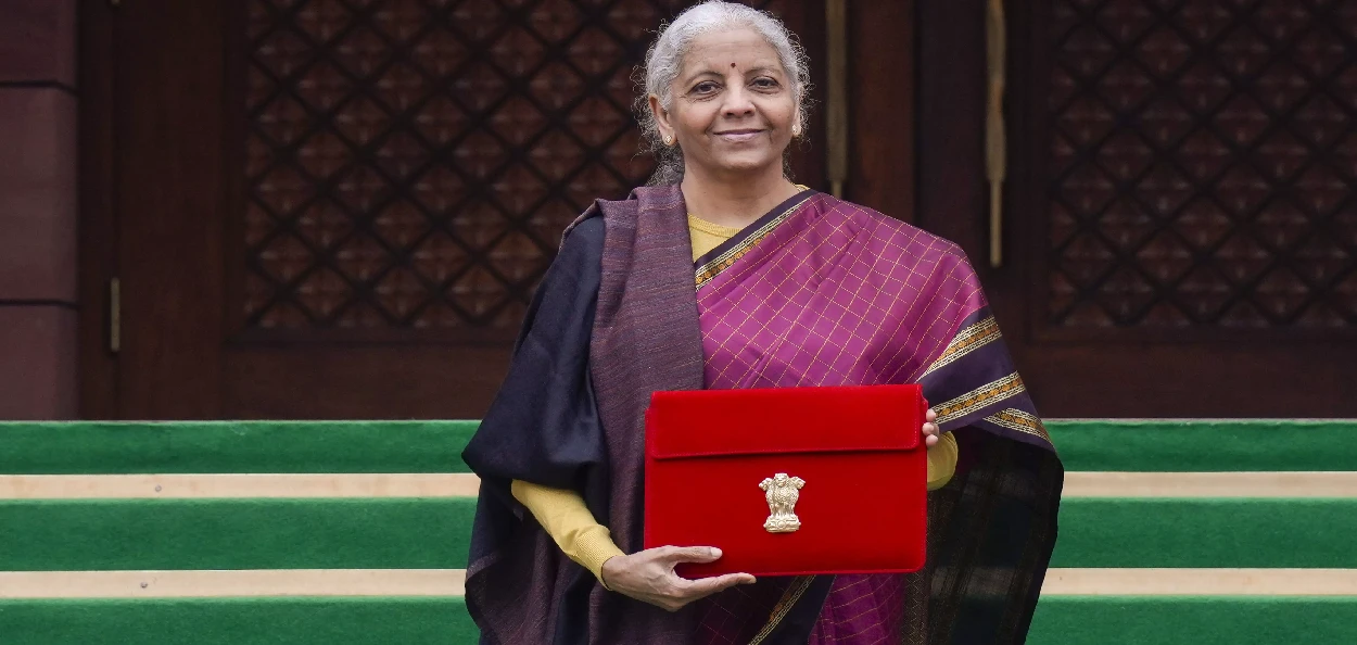  বিত্তমন্ত্ৰী নিৰ্মলা সীতাৰমণ