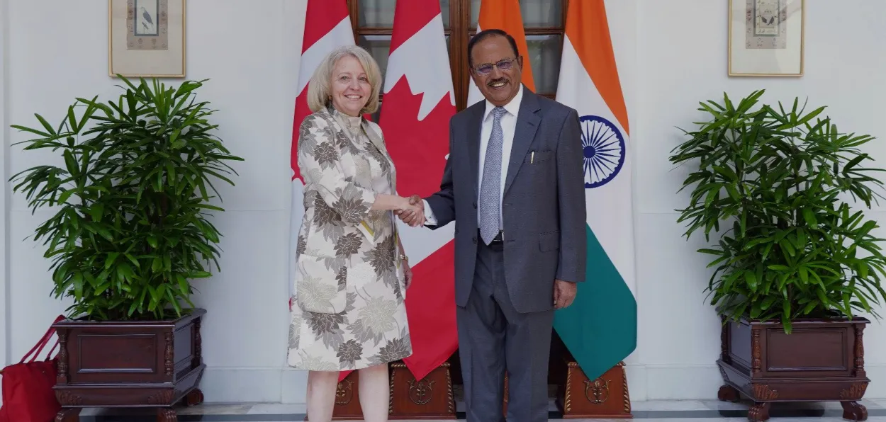 কানাডাৰ প্ৰধানমন্ত্ৰীৰ ৰাষ্ট্ৰীয় নিৰাপত্তা আৰু চোৰাংচোৱা উপদেষ্টা তথা উপ-কৰ্মচাৰী নাটালি দ্ৰুৱেনৰ সৈতে ৰাষ্ট্ৰীয় নিৰাপত্তা উপদেষ্টা অজিত ডোভাল 