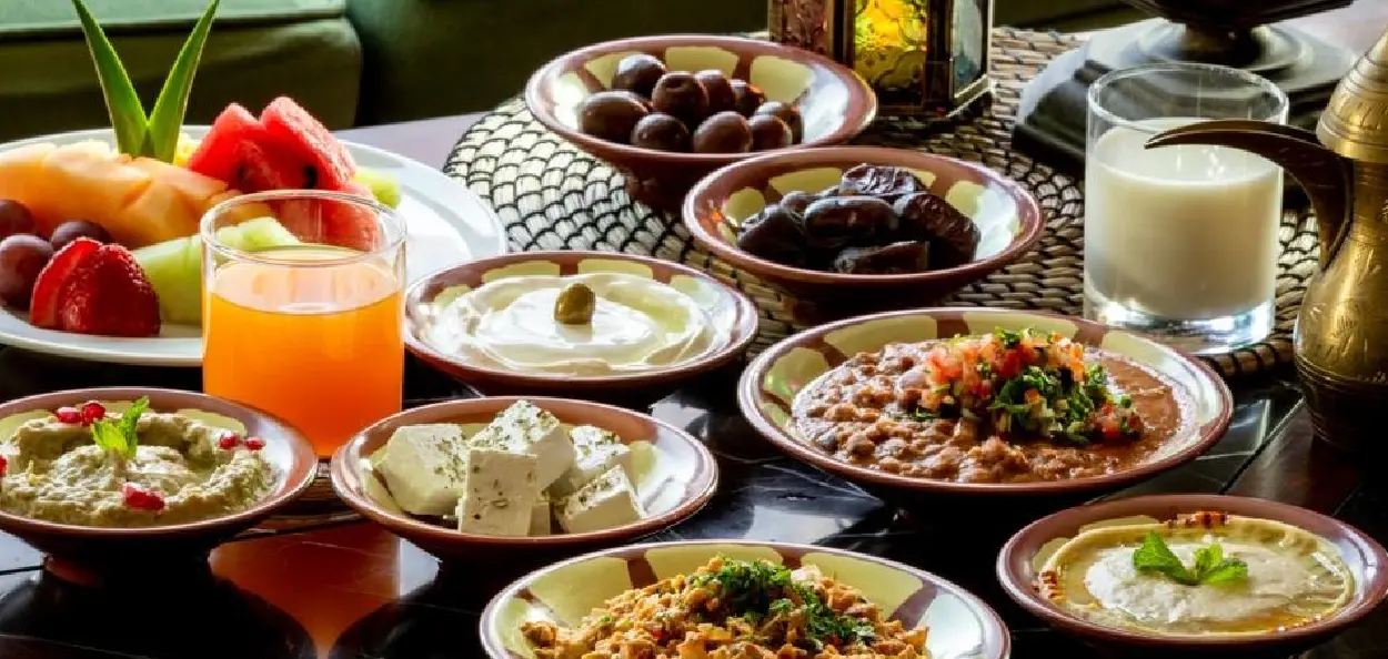 যেতিয়া ক্ষুধাই একত্ৰিত কৰে: উপবাস মানৱজাতিৰ বিশ্বাসৰ এক যৌথ ভাষা