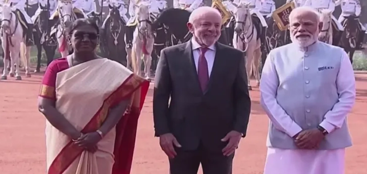 ৰাষ্ট্ৰপতি ভৱনত ব্ৰাজিলৰ ৰাষ্ট্ৰপতিক উষ্ম আদৰণি