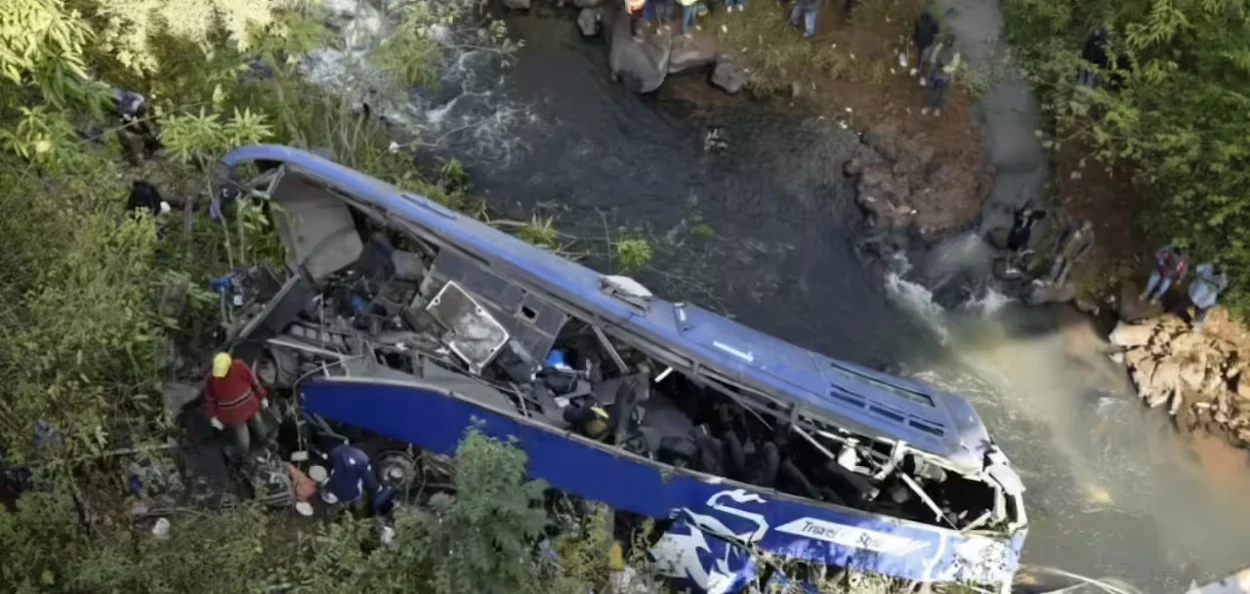 নেপালৰ ধাডিঙত ভয়ংকৰ বাছ দুৰ্ঘটনা