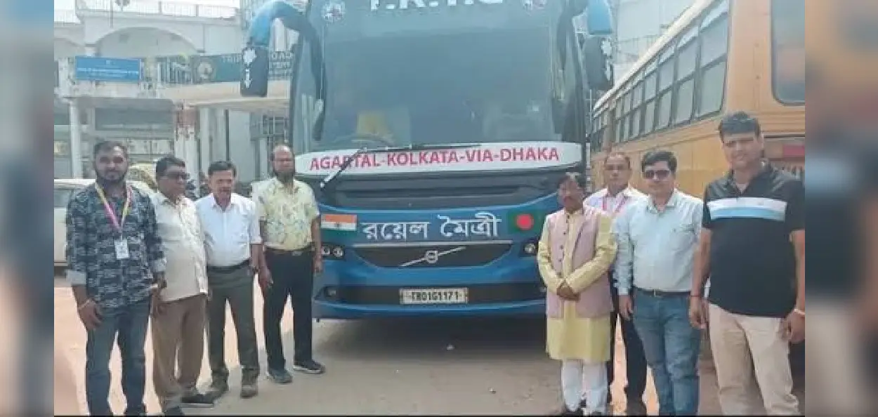 ঢাকা হৈ আগৰতলা-কলকাতা বাছ সেৱাৰ পৰীক্ষামূলক যাত্ৰা পুনৰ আৰম্ভ