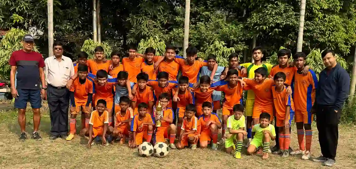 জাৰ্মান প্ৰশিক্ষক জুৰ্গেন মুস্তাফৰ নিৰ্দেশনাত আগবাঢ়িছে নৰ্থ কলকাতা ফুটবল একাডেমী