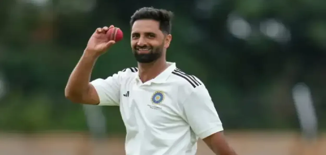 আকিব নবী ডাৰ