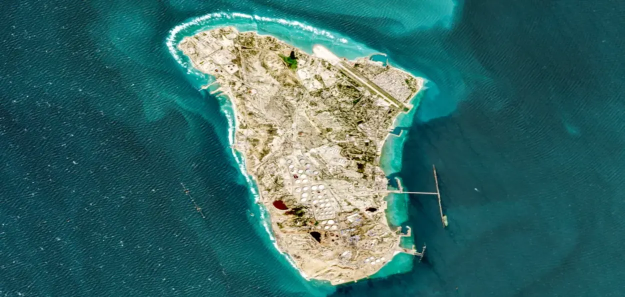 ইৰানৰ খৰ্গে দ্বীপ