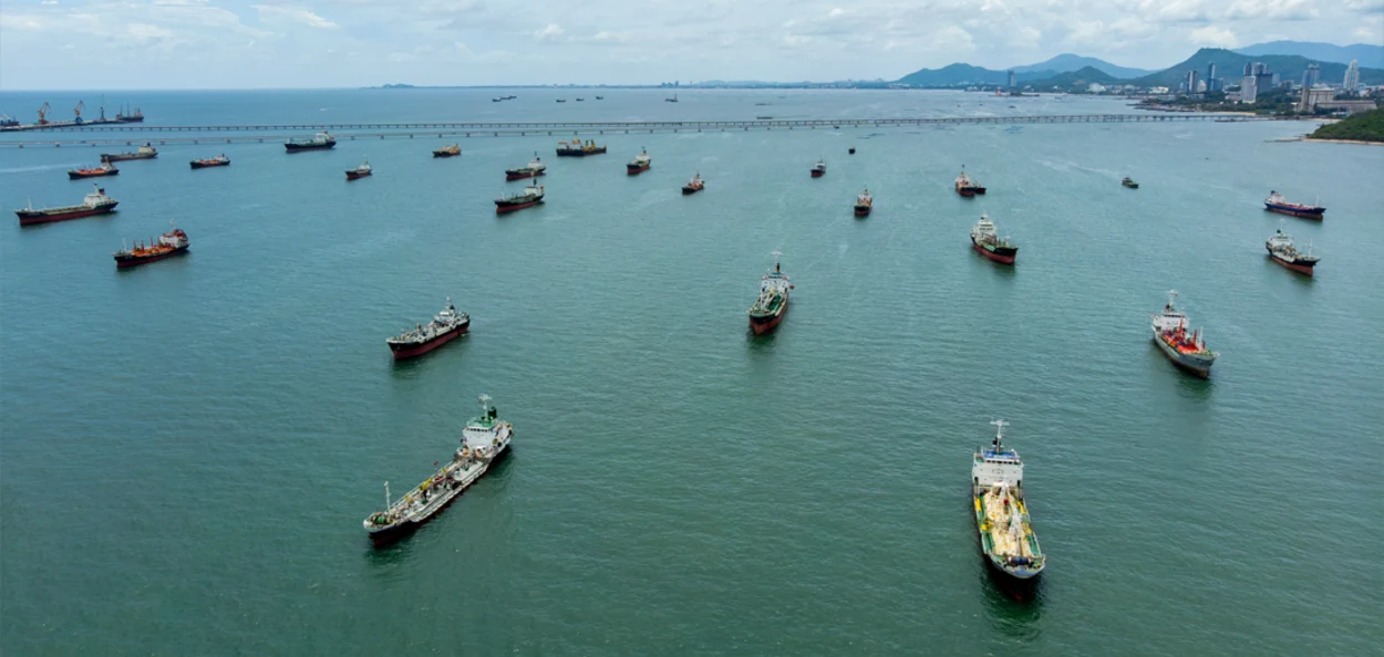 একাংশ জাহাজৰ পৰা ২০ লাখ ডলাৰৰ কৰ  সংগ্ৰহৰ সিদ্ধান্ত ইৰানৰ 