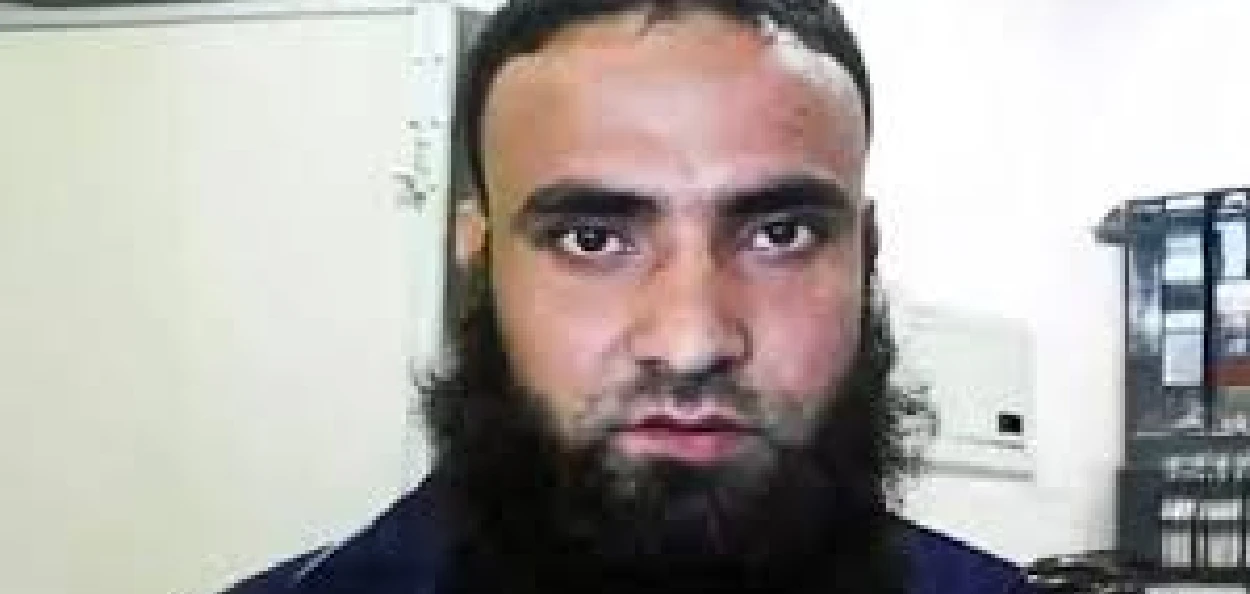 লস্কৰ-ই-তৈবা (লেট)ৰ সন্ত্ৰাসবাদী শ্ববিৰ আহমেদ লোন