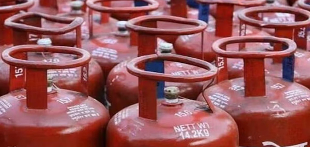 বিহু আৰু দুৰ্গা পূজাৰ সময়ত পাব একোটাকৈ বিনামূলীয়া চিলিণ্ডাৰ