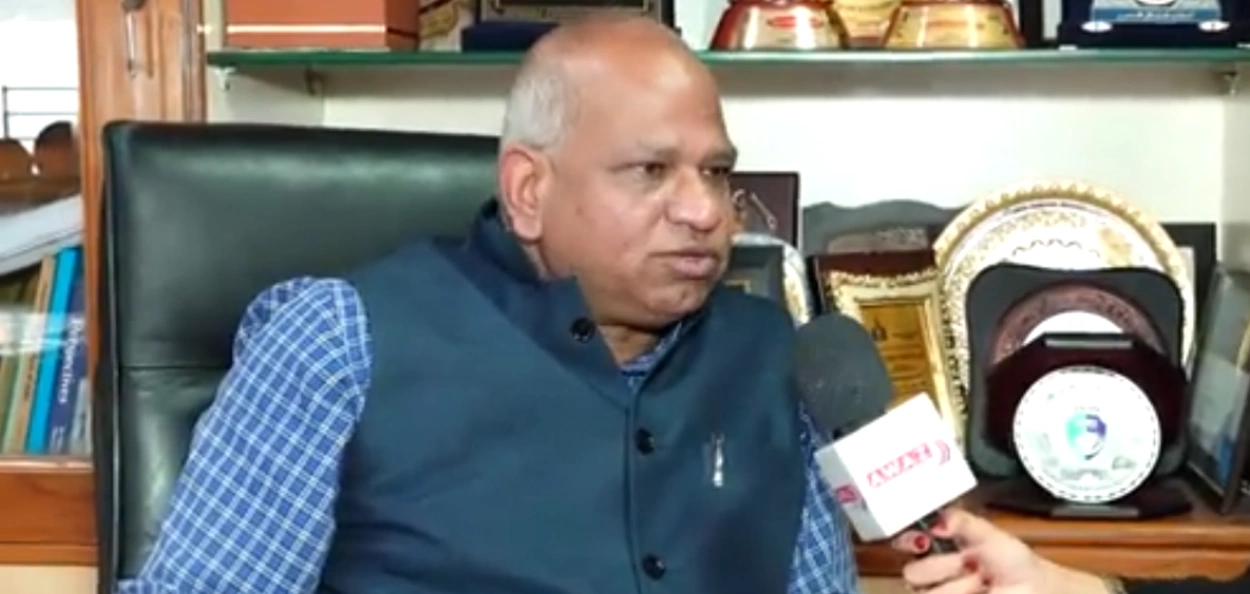 জামিয়া হামদাৰ্দৰ উপাচাৰ্য প্ৰফেচাৰ আফছাৰ আলম