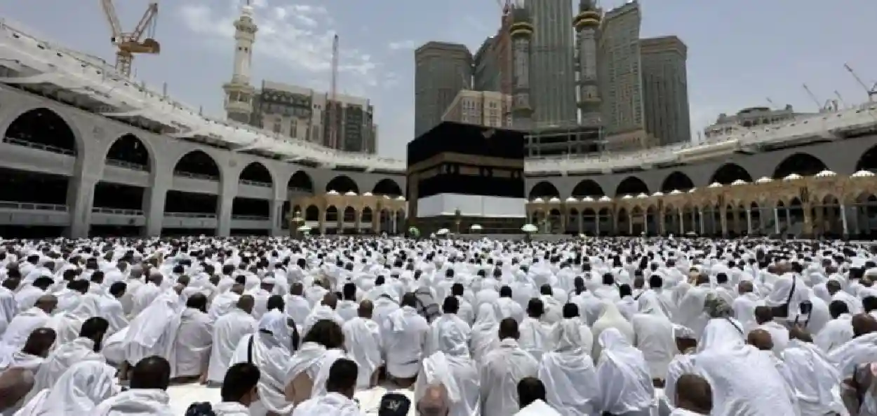 প্ৰতিনিধিত্বমুলক ফটো