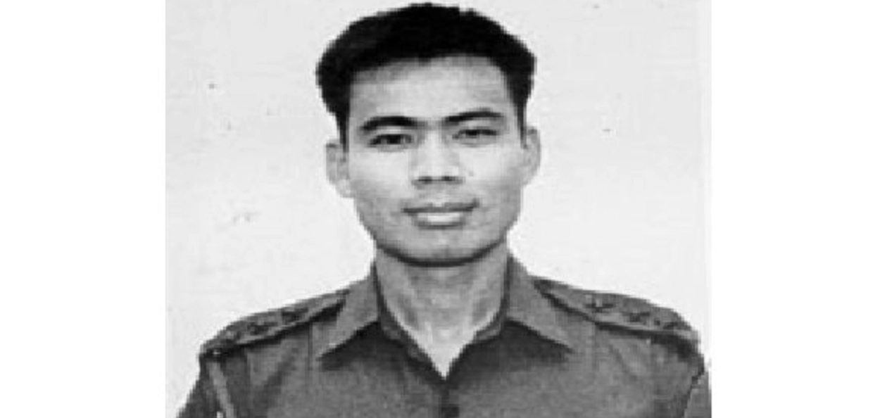 কাৰ্গিল যুদ্ধৰ বীৰ শ্বহীদ কেপ্তেইন জিন্তু গগৈ