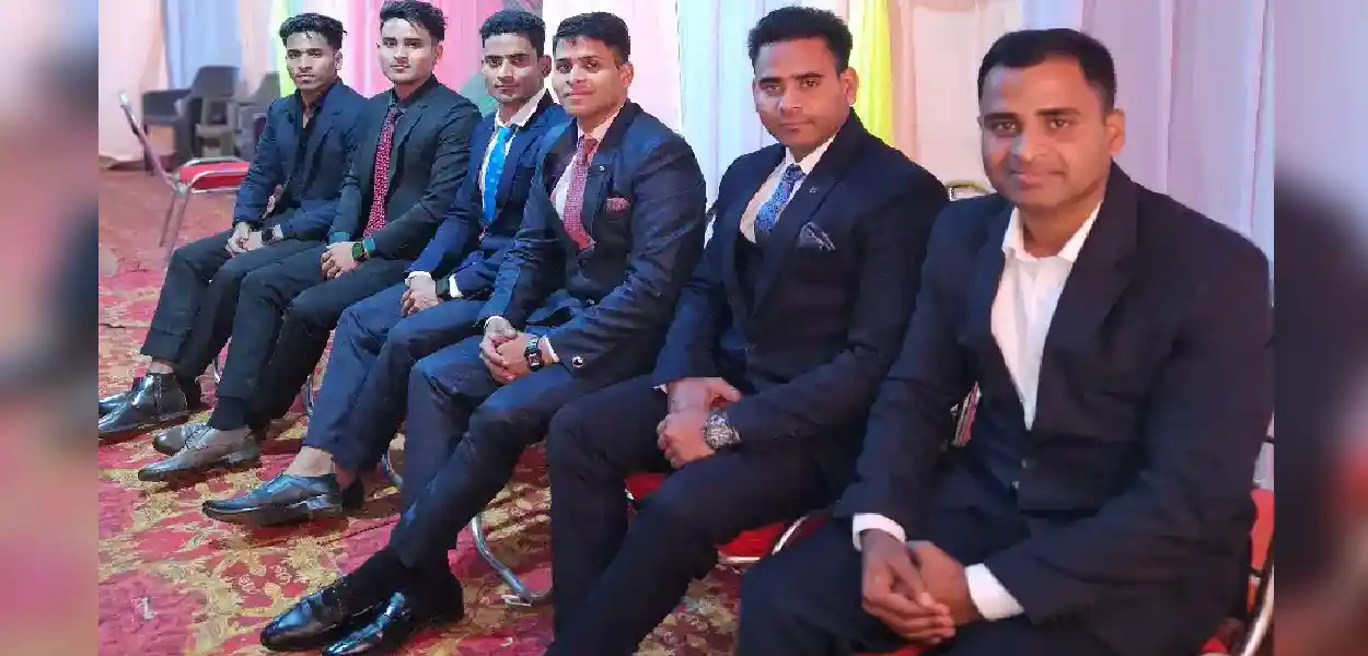 তাছিৰ আলীৰ পৰিয়ালৰ ৫ সন্তান সেনা আৰু আৰক্ষীত নিয়োজিত