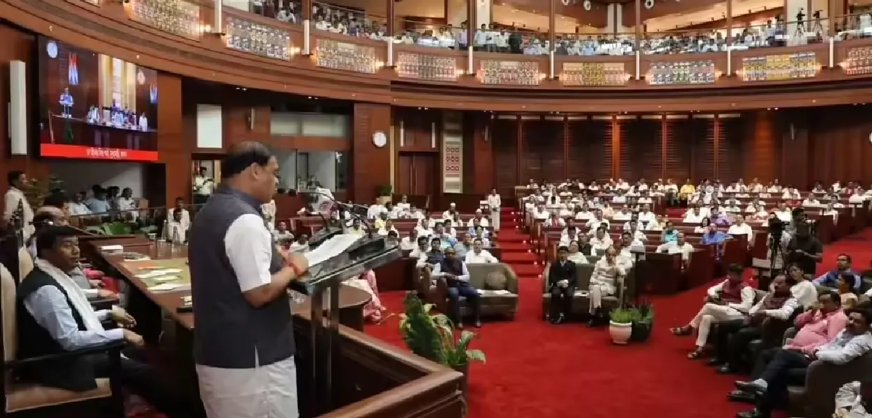 বাজেট অধিৱেশনৰ প্ৰথম দিনাই বিধানসভাত উত্তপ্ত পৰিস্থিতিঃ বিদ্যুৎ, শিক্ষা আৰু অনুপ্ৰৱেশৰ ইছ্যুত বিৰোধীৰ ৱাকআউট