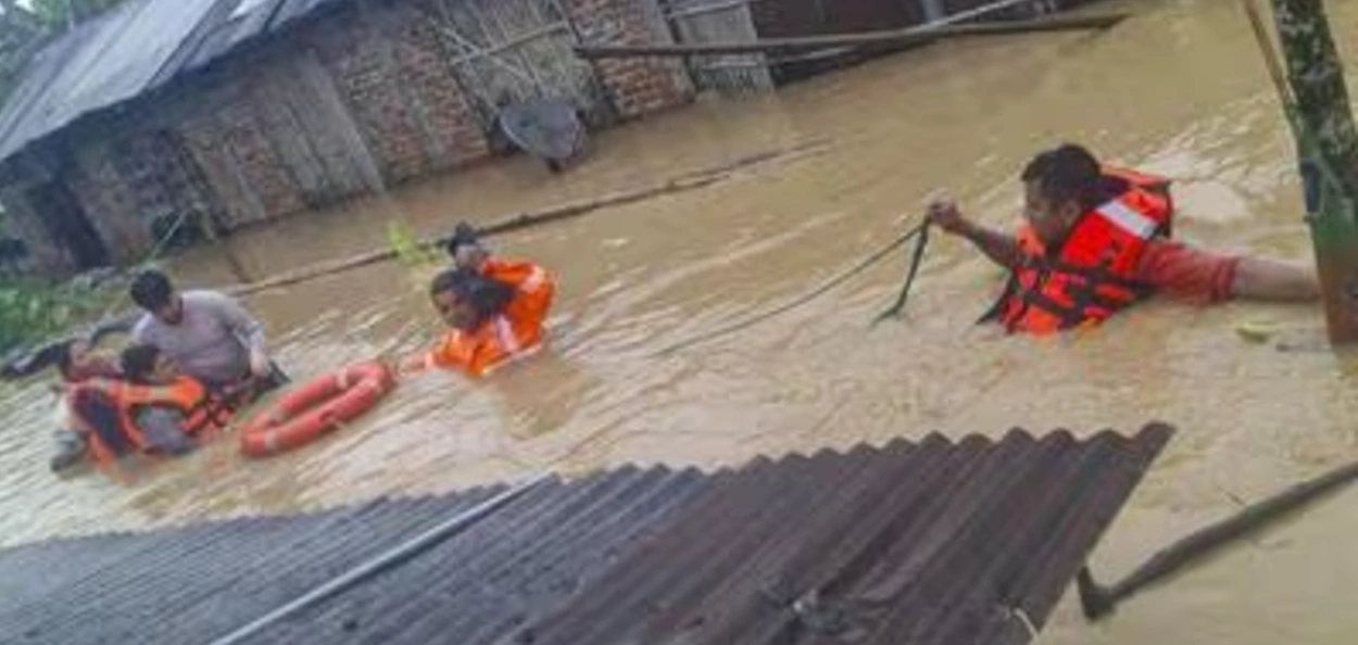 যোৰহাটত বান বিভীষিকা