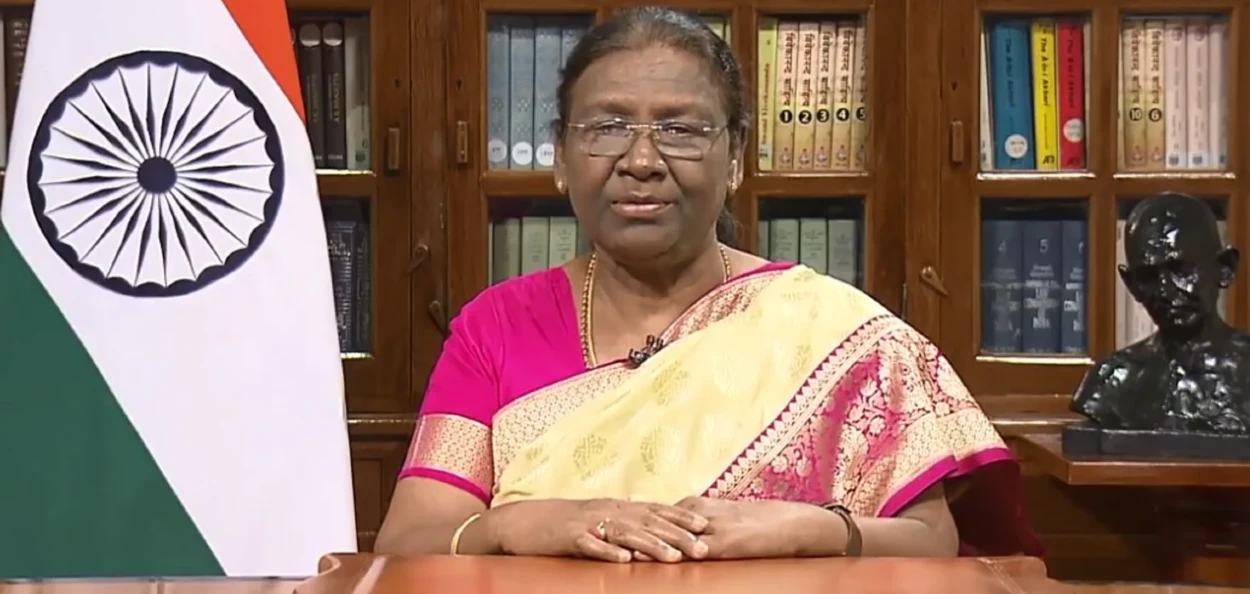আইনত পৰিণত পৰীক্ষা সংশোধনী বিধেয়ক; মোহৰ লগালে ৰাষ্ট্ৰপতিয়ে
