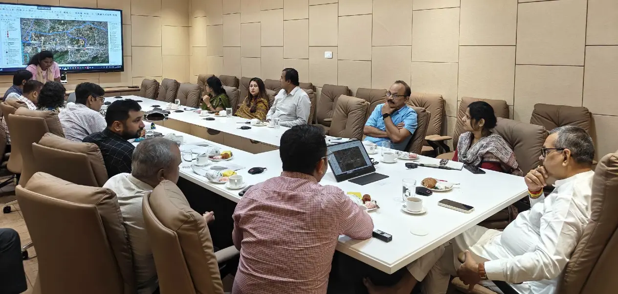 মন্ত্ৰী কৌশিক ৰায়ৰ নেতৃত্বত বিশেষ বৈঠক