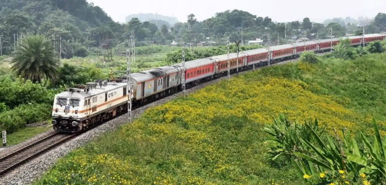 ১০০ শতাংশ বৈদ্যুতিকৃত হ’ল ৰাজ্যৰ ব্ৰডগজ ৰে’ল নেটৱৰ্ক